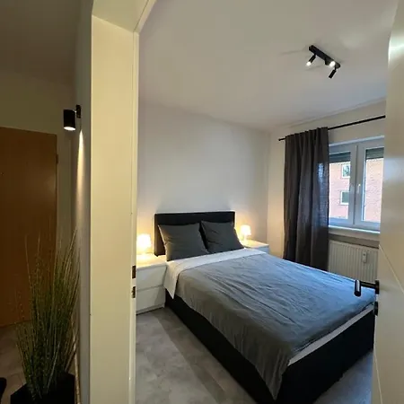 Laurier Apartment